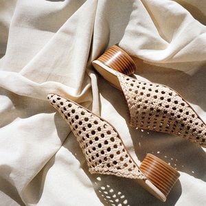 Lisa Says Gah Lou Mule